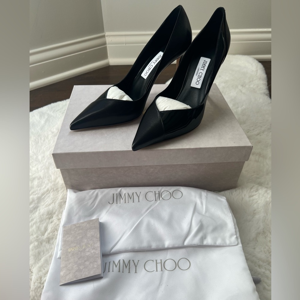 NWT Authentic Jimmy Choo Cass 95 Black Pointed Patent & Leather Pumps Size 39